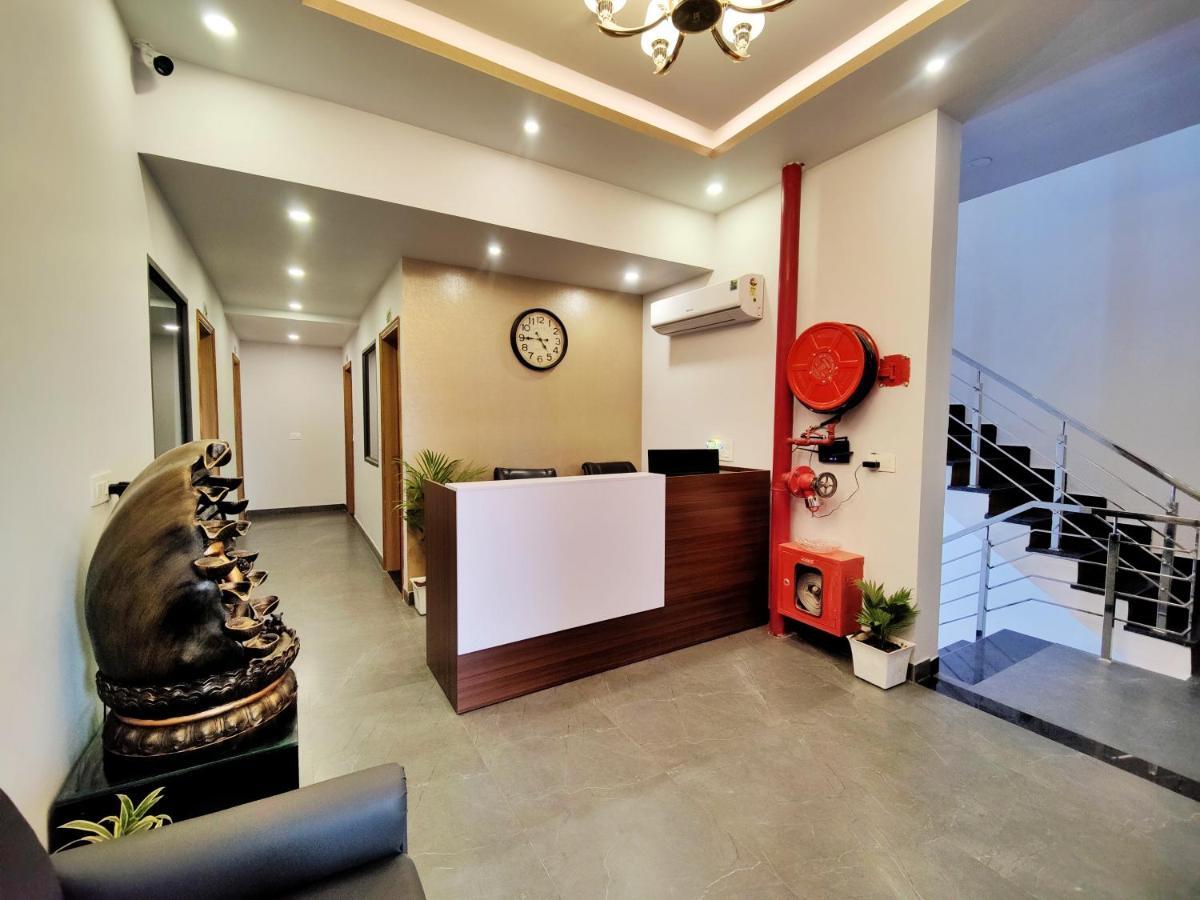 Hotel Park Hills Mohali Buitenkant foto