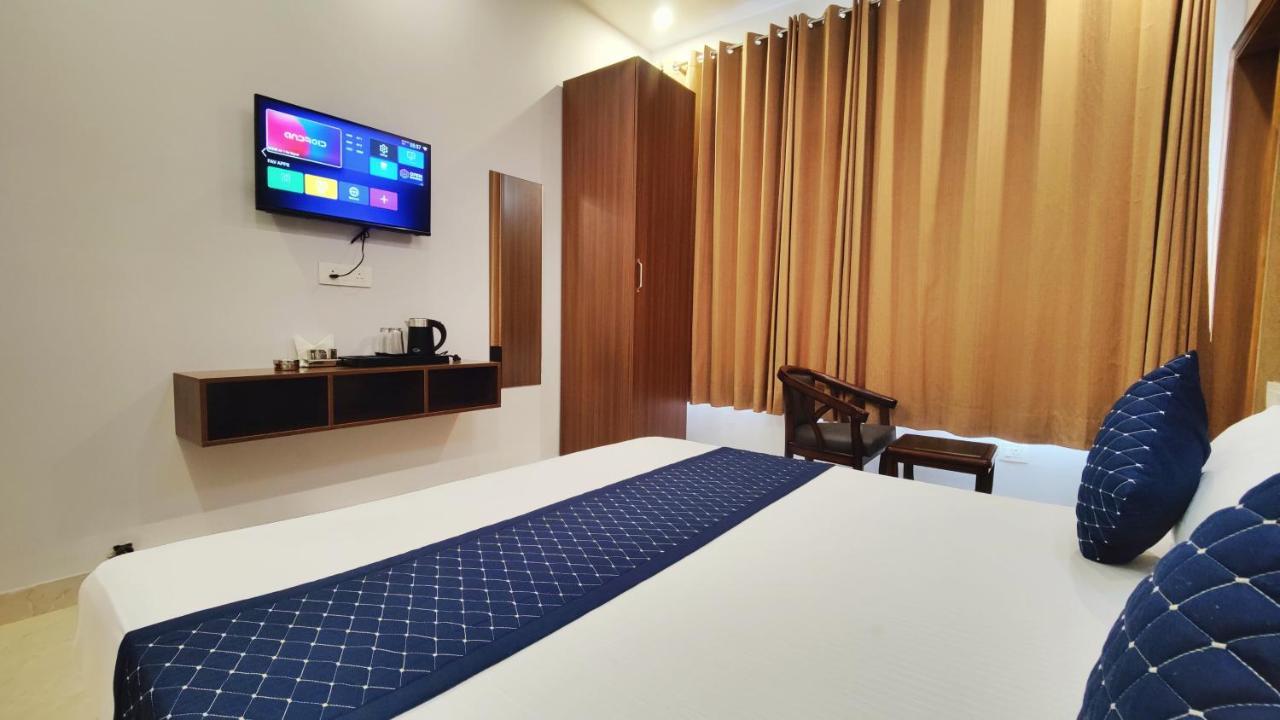 Hotel Park Hills Mohali Buitenkant foto